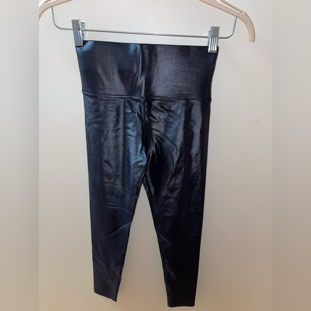 NWOT Carbon38 high rise full length legging in Takara shine. - Picture 7 of 11